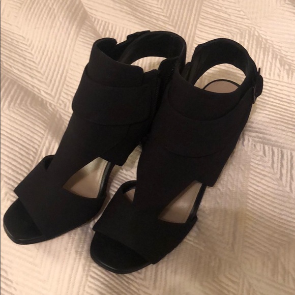 Donald J. Pliner Shoes - Donald Pliner worn once!